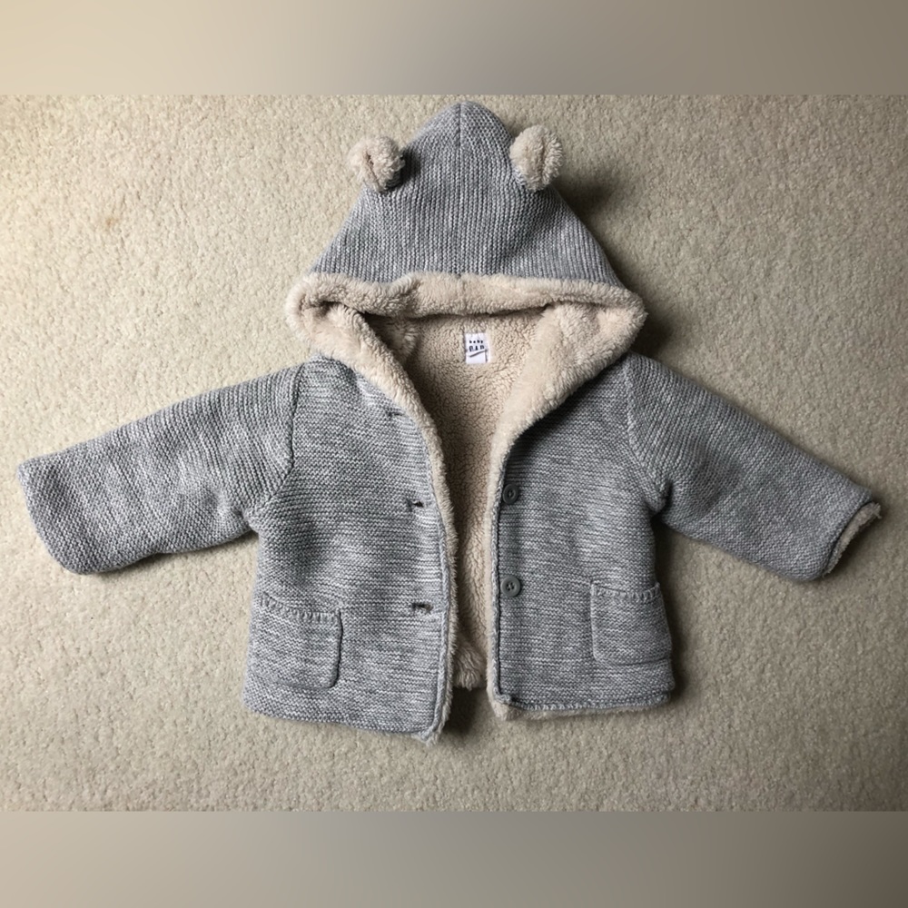 Baby Gap grey Sherpa lined hooded jacket size 6-12M